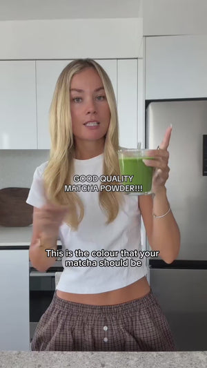 Video of influencer Matisse Ella showing her matcha latte vibrant green made using Maison Matcha Original